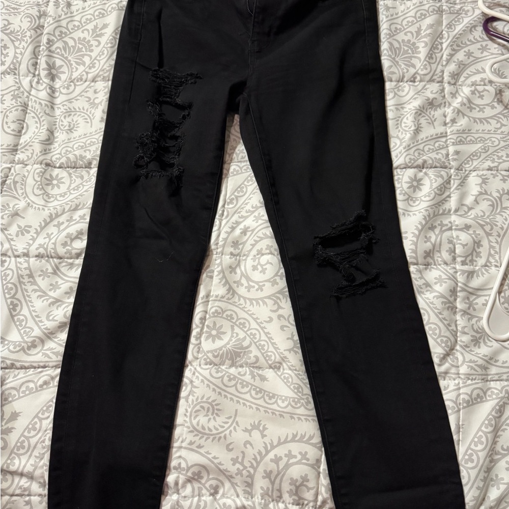 Black Distressed Jeans